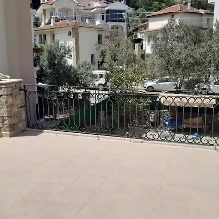 Charming With Private Pool, Garden, Fireplace And Terrace In Villa