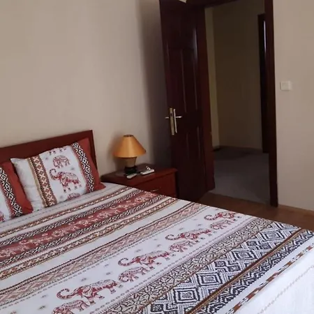 Vila Charming With Private Pool, Garden, Fireplace And Terrace In
